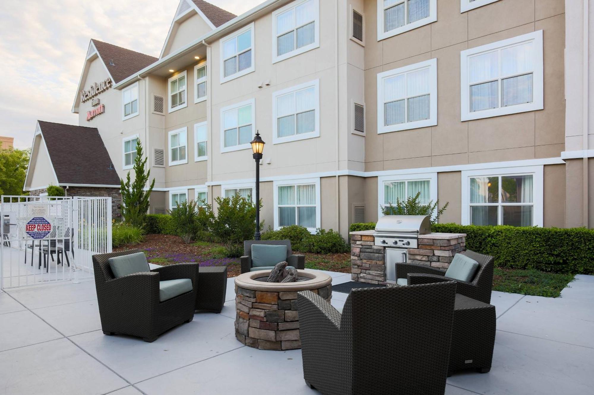 Residence Inn Chico Luaran gambar